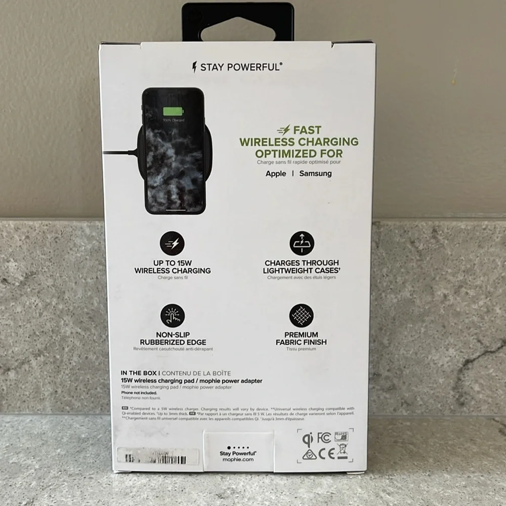 Mophie 15W Universal Fast Charge Wireless Black Charging Pad w/Power Adapter